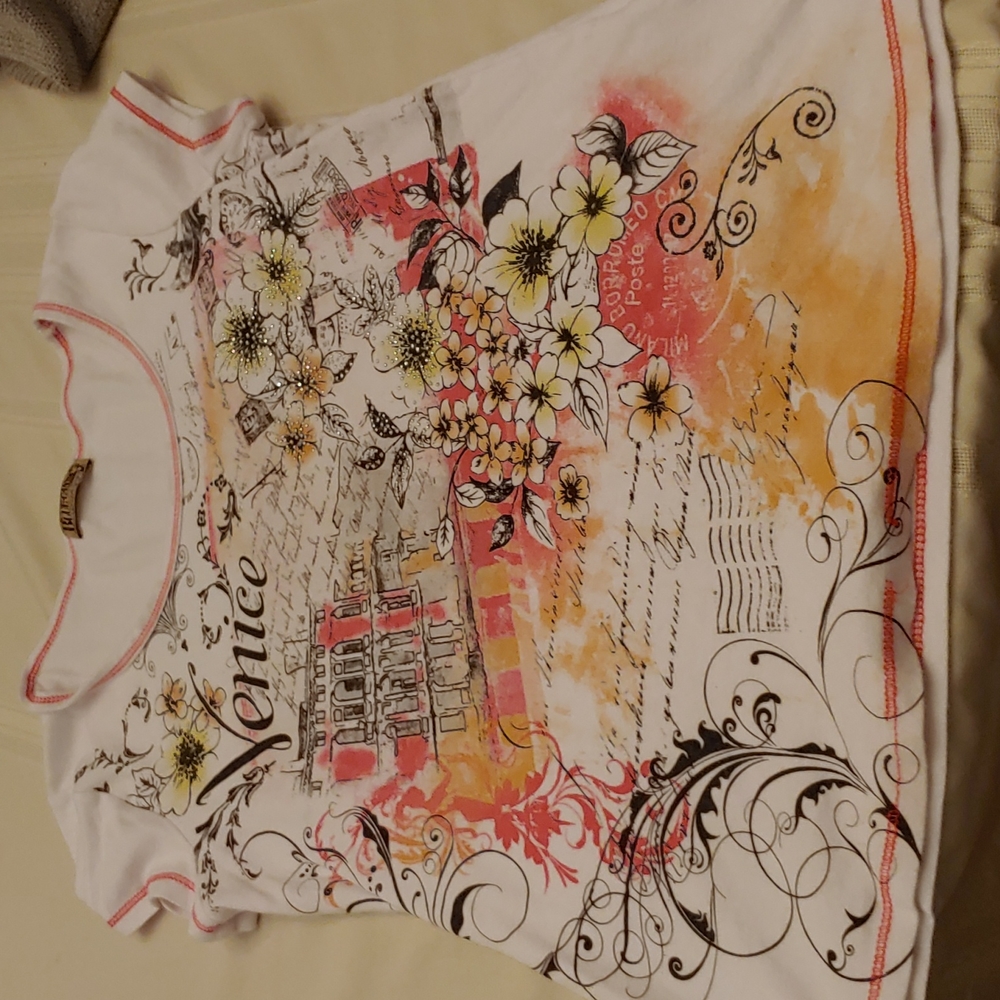 Tee shirt/ dress up shirt